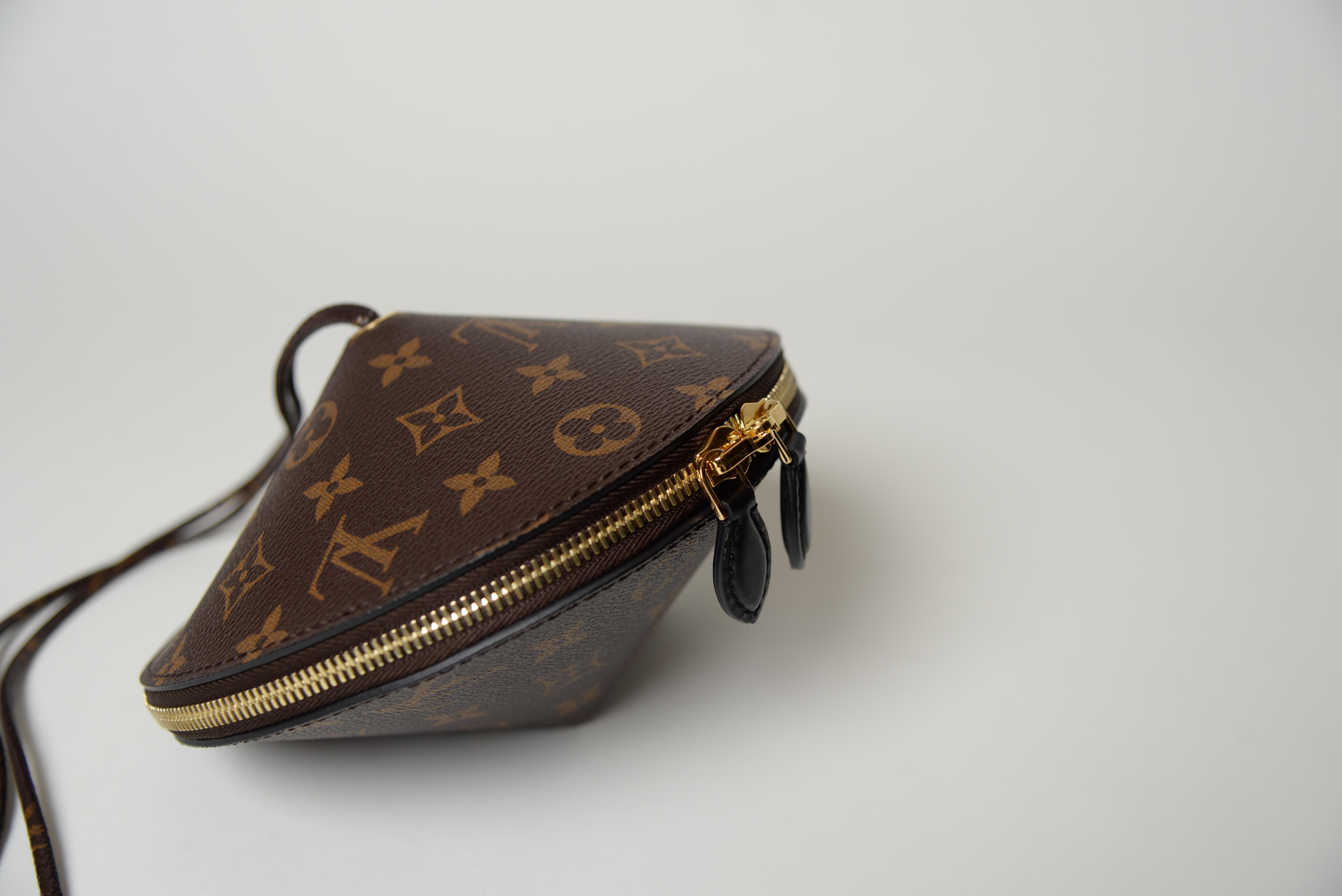 louis vuitton toupie bag