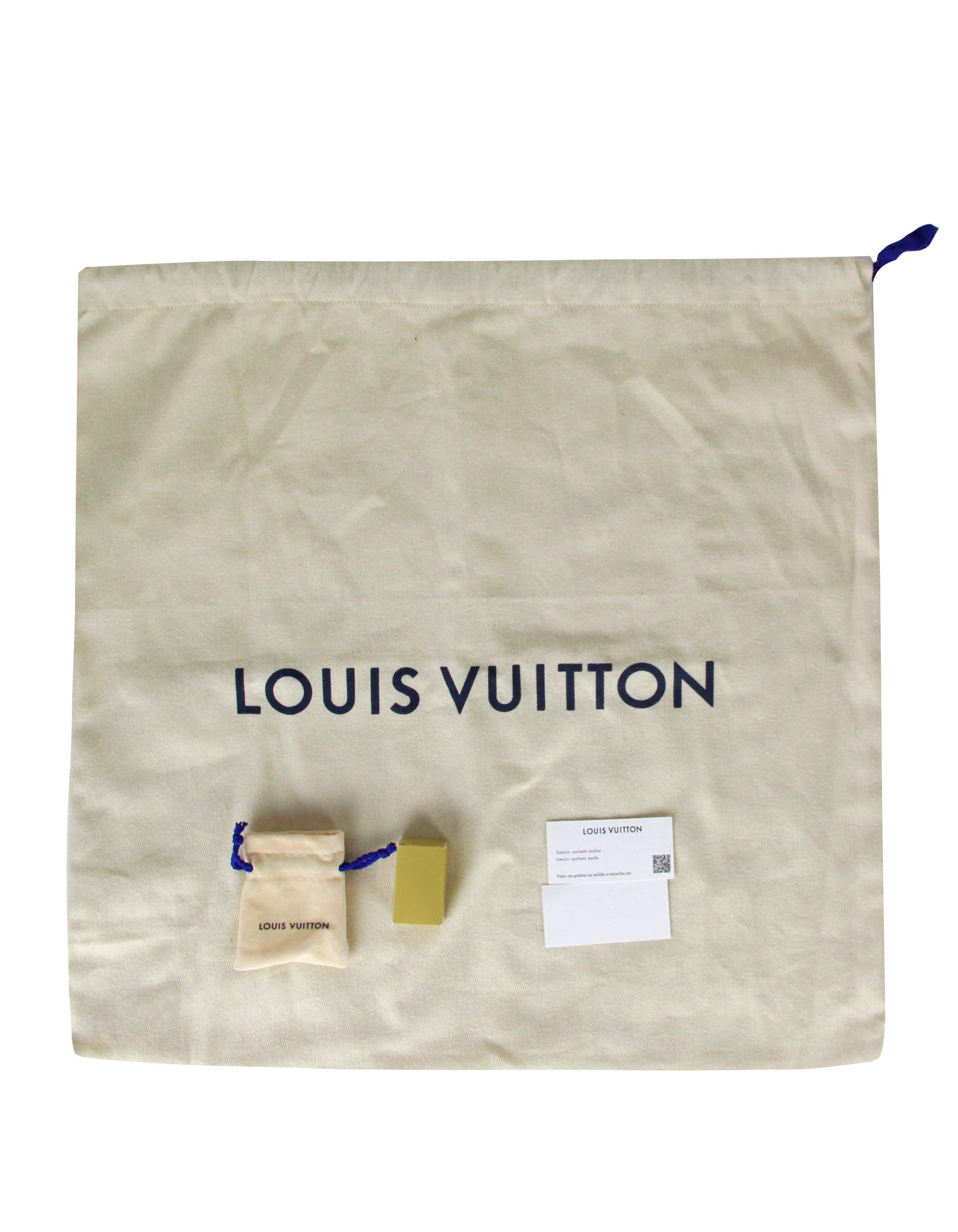 Louis Vuitton Tourterelle Empreinte Monogram Giant Speedy Bandouliere 25 Bag For Sale 4