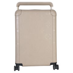 Louis Vuitton Tourterelle Monogram Empreinte Horizon 55