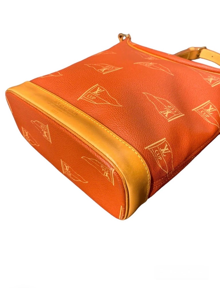 Louis Vuitton Tracolla American's Cup L.E. For Sale at 1stDibs | louis  vuitton messenger bag