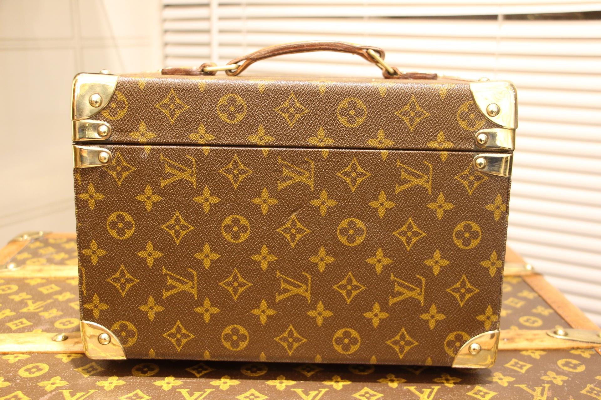 Louis Vuitton Train Case 1