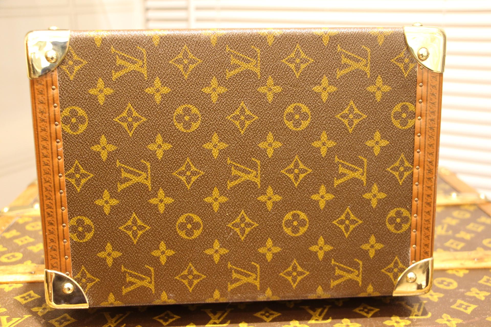 Louis Vuitton Train Case 2