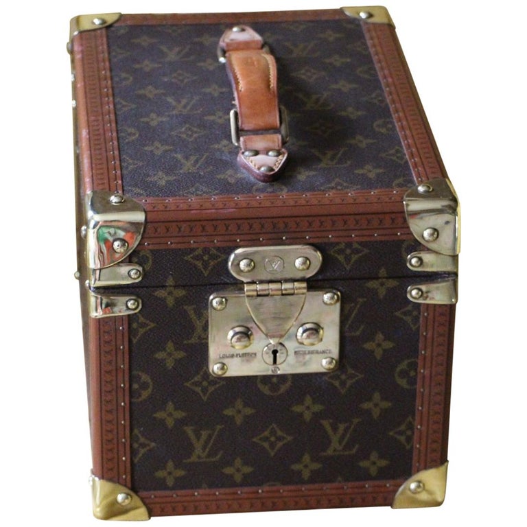 Louis Vuitton Train Case, Louis Vuitton Beauty Case at 1stDibs