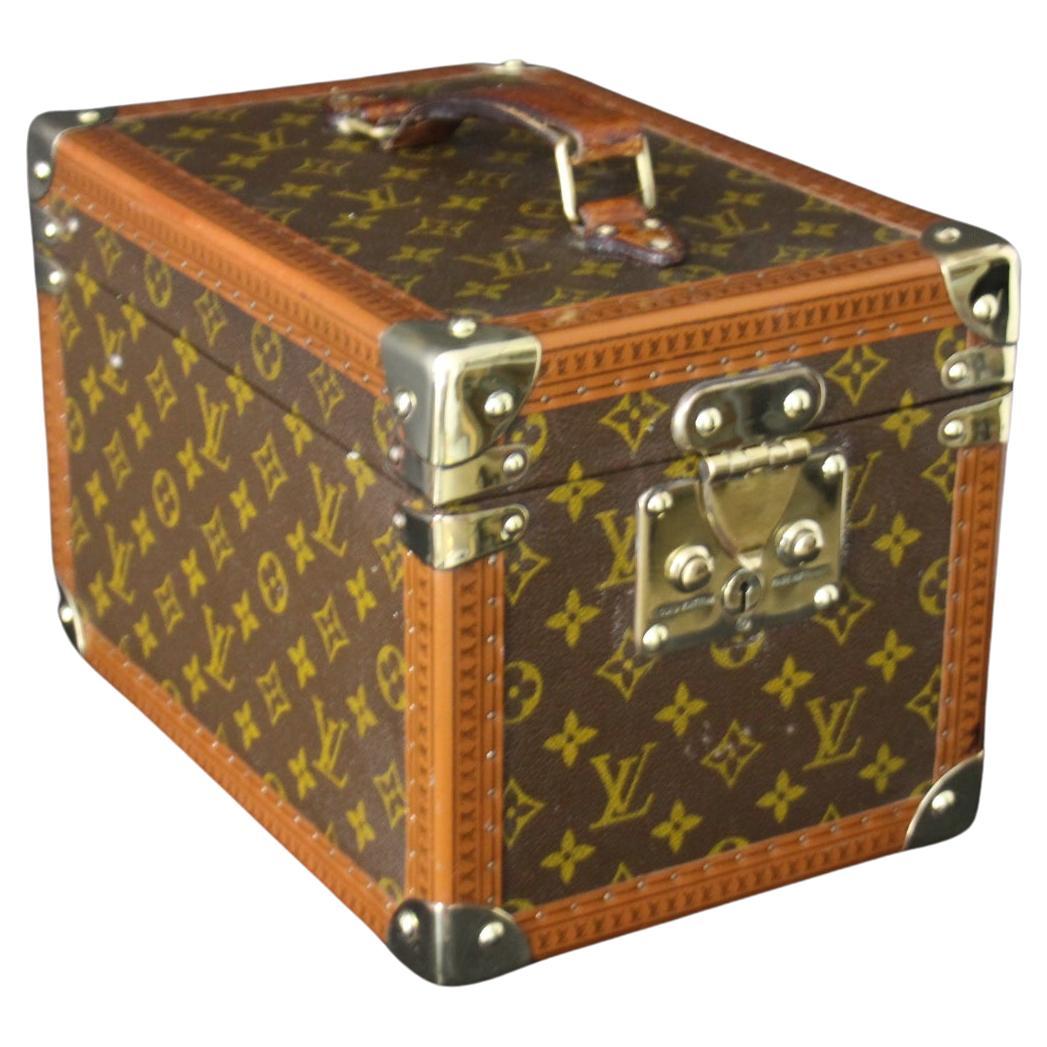 Louis Vuitton Train Case, Louis Vuitton Beauty Case, Louis Vuitton Jewelry Case For Sale
