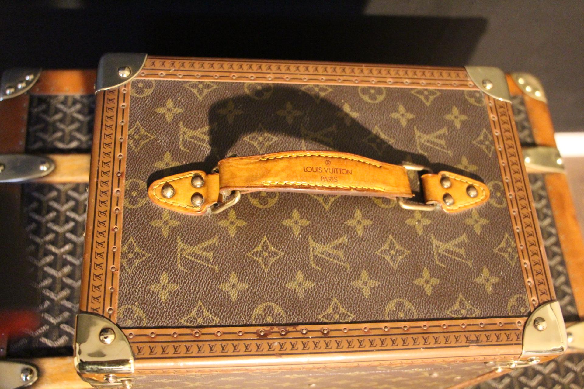 Women's or Men's Louis Vuitton Train Case, Louis Vuitton Beauty Case, Louis Vuitton Jewelry Case
