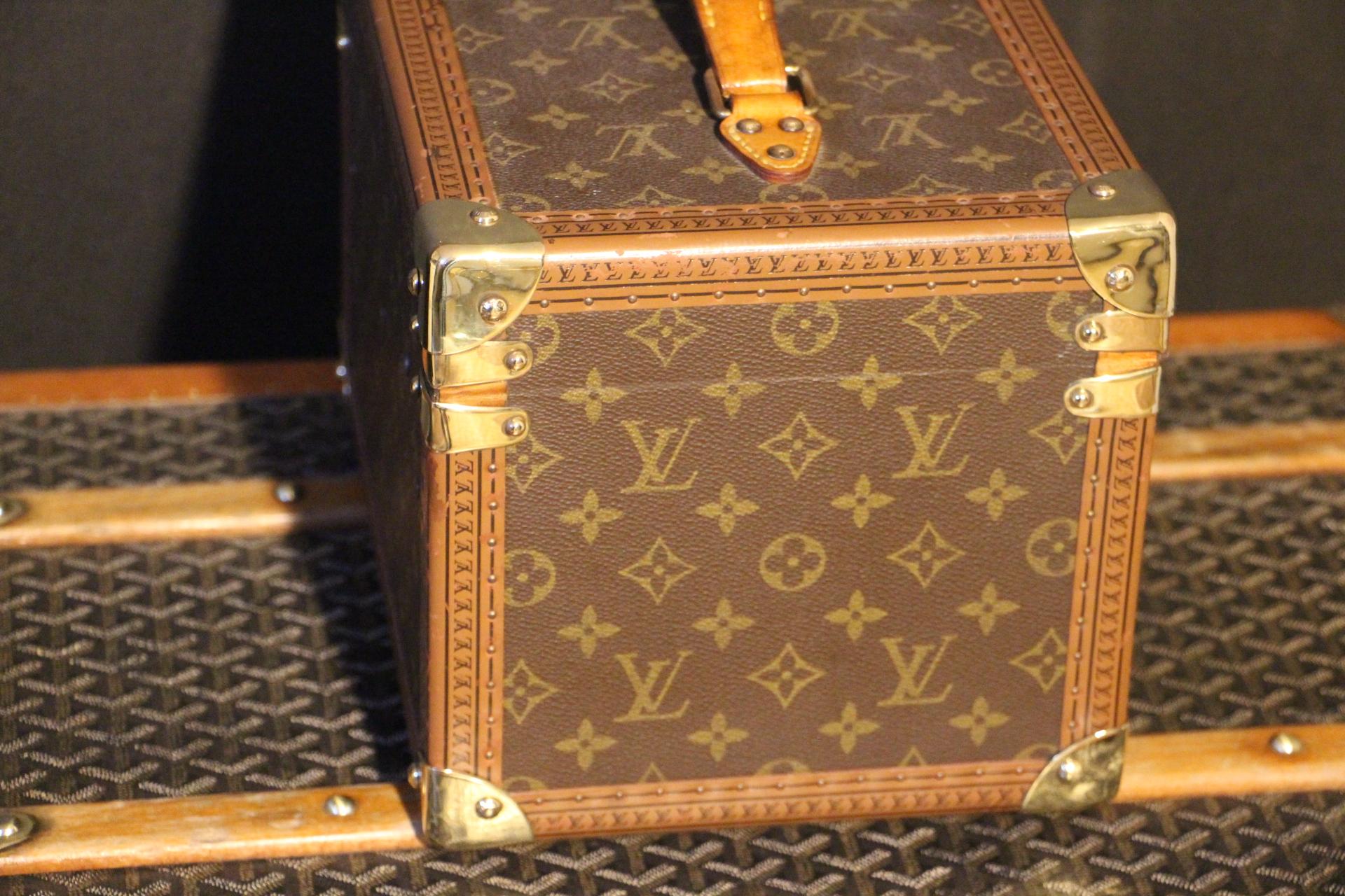 Louis Vuitton Train Case, Louis Vuitton Beauty Case, Louis Vuitton Jewelry Case For Sale 1