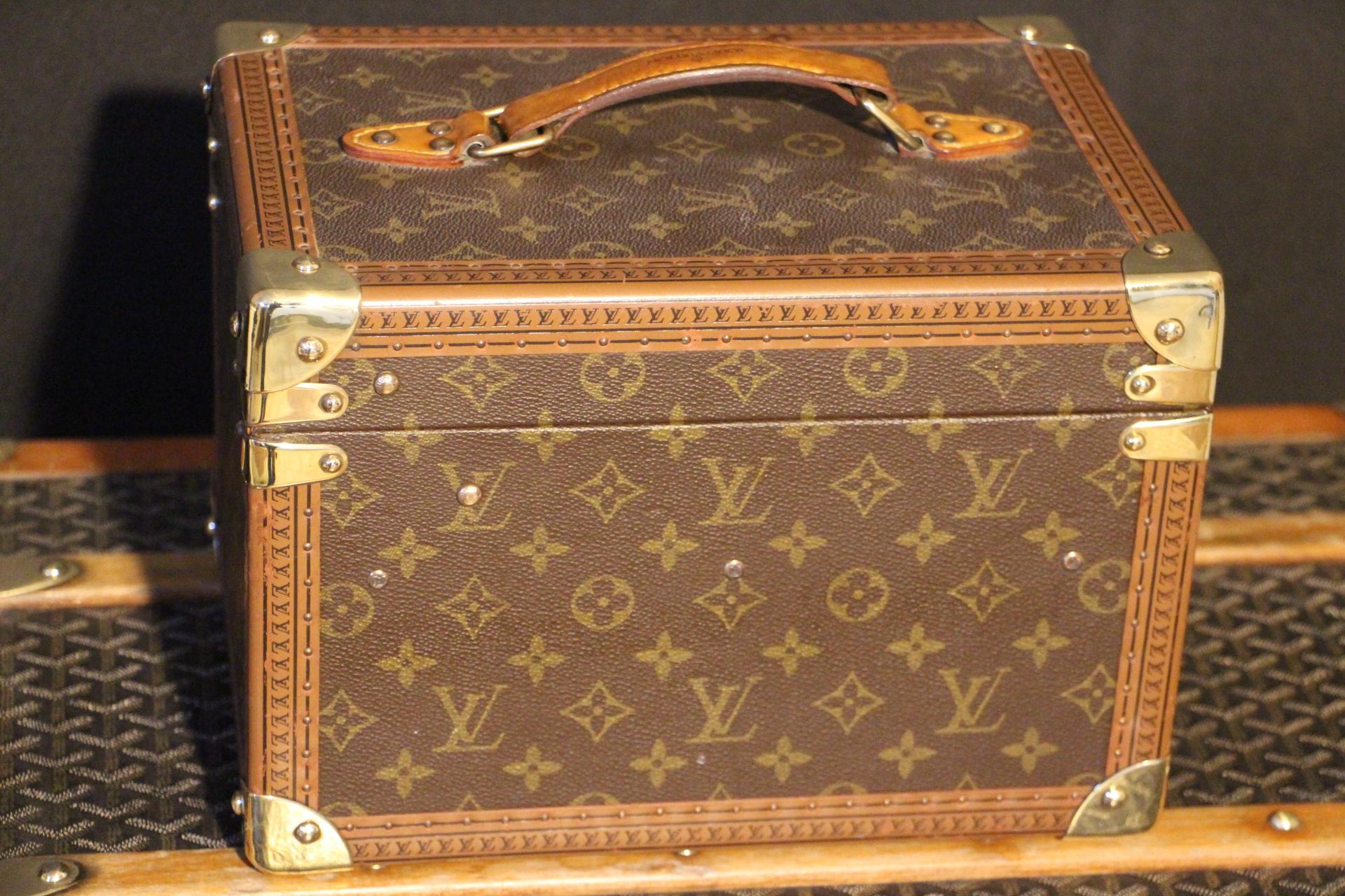 Louis Vuitton Train Case, Louis Vuitton Beauty Case, Louis Vuitton Jewelry Case For Sale 2