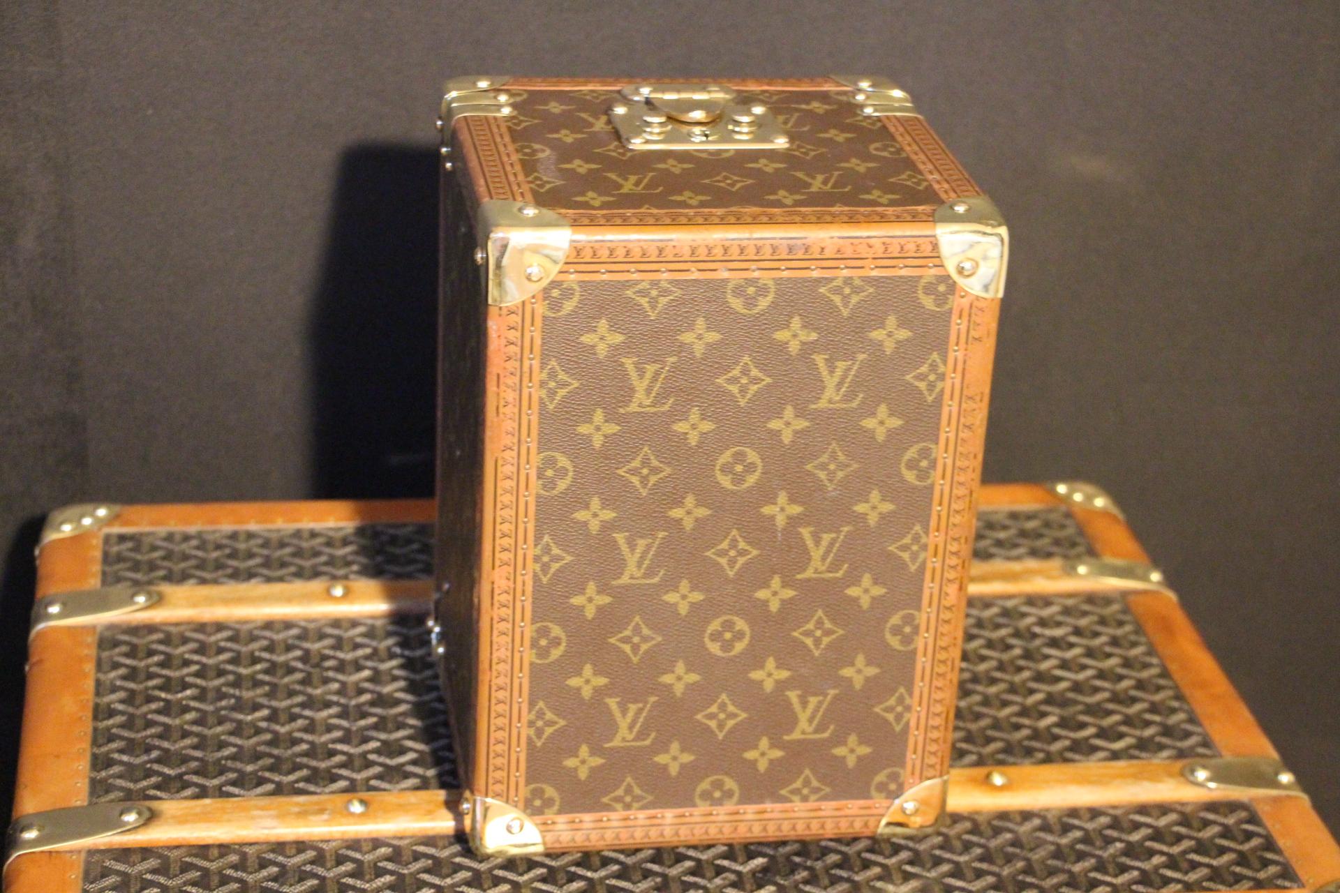 Louis Vuitton Train Case, Louis Vuitton Beauty Case, Louis Vuitton Jewelry Case For Sale 3