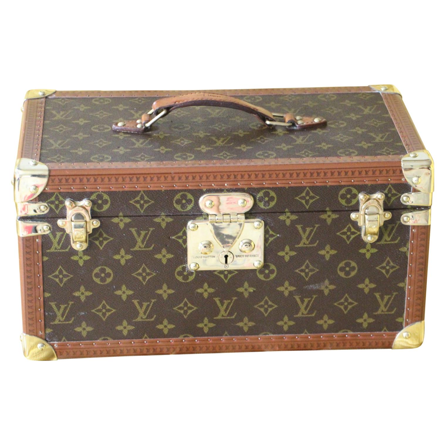 Vintage Train Jewelry Case from Louis Vuitton, 1990s for sale at