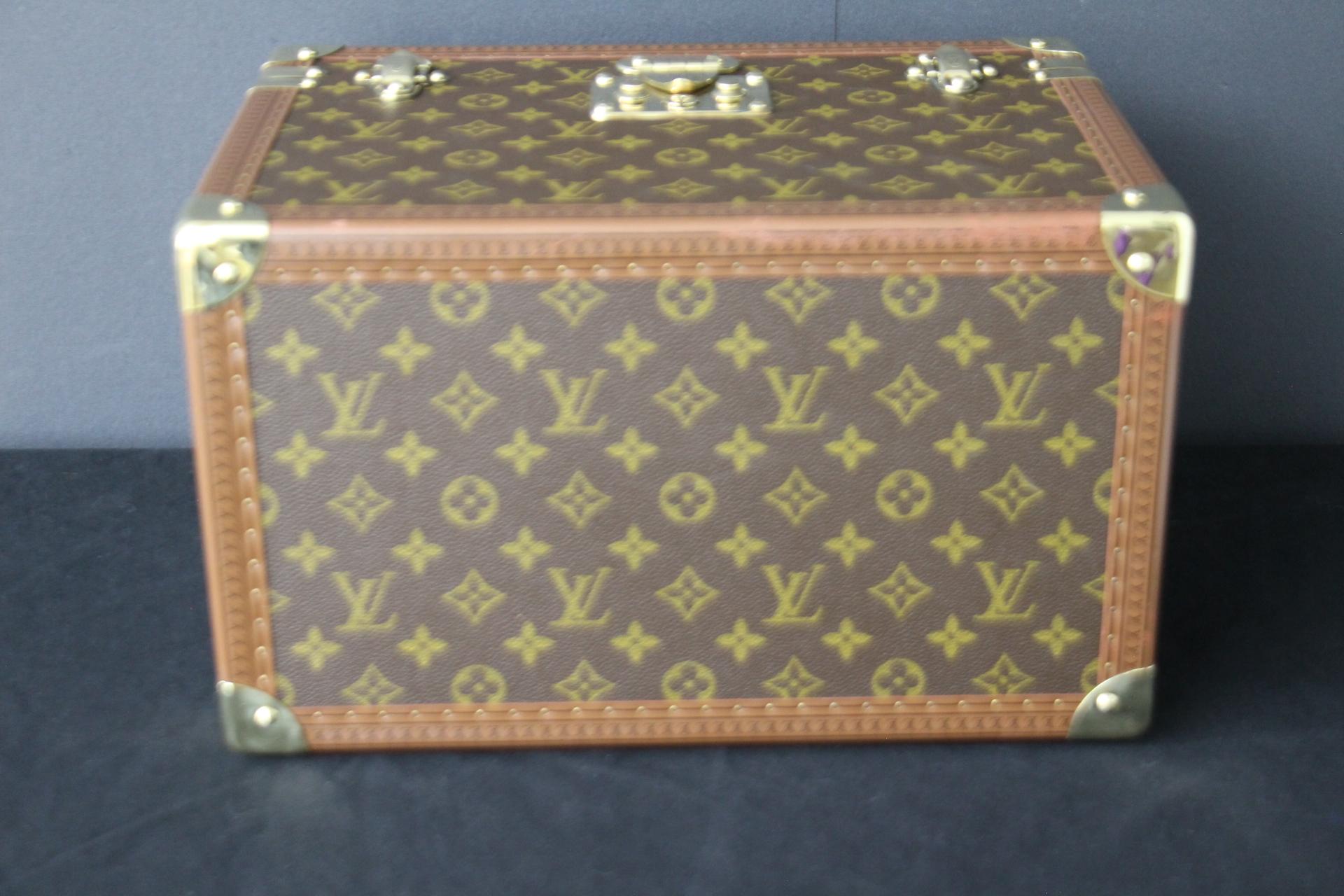 Louis Vuitton Train Case, Louis Vuitton Boite Pharmacie, Louis Vuitton Case  For Sale 6