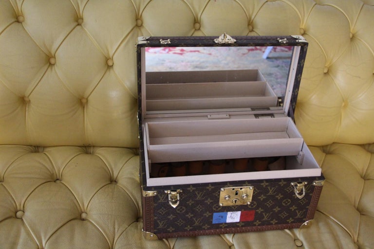Louis Vuitton Train Case, Louis Vuitton Boite Pharmacie, Louis Vuitton Case  1 at 1stDibs