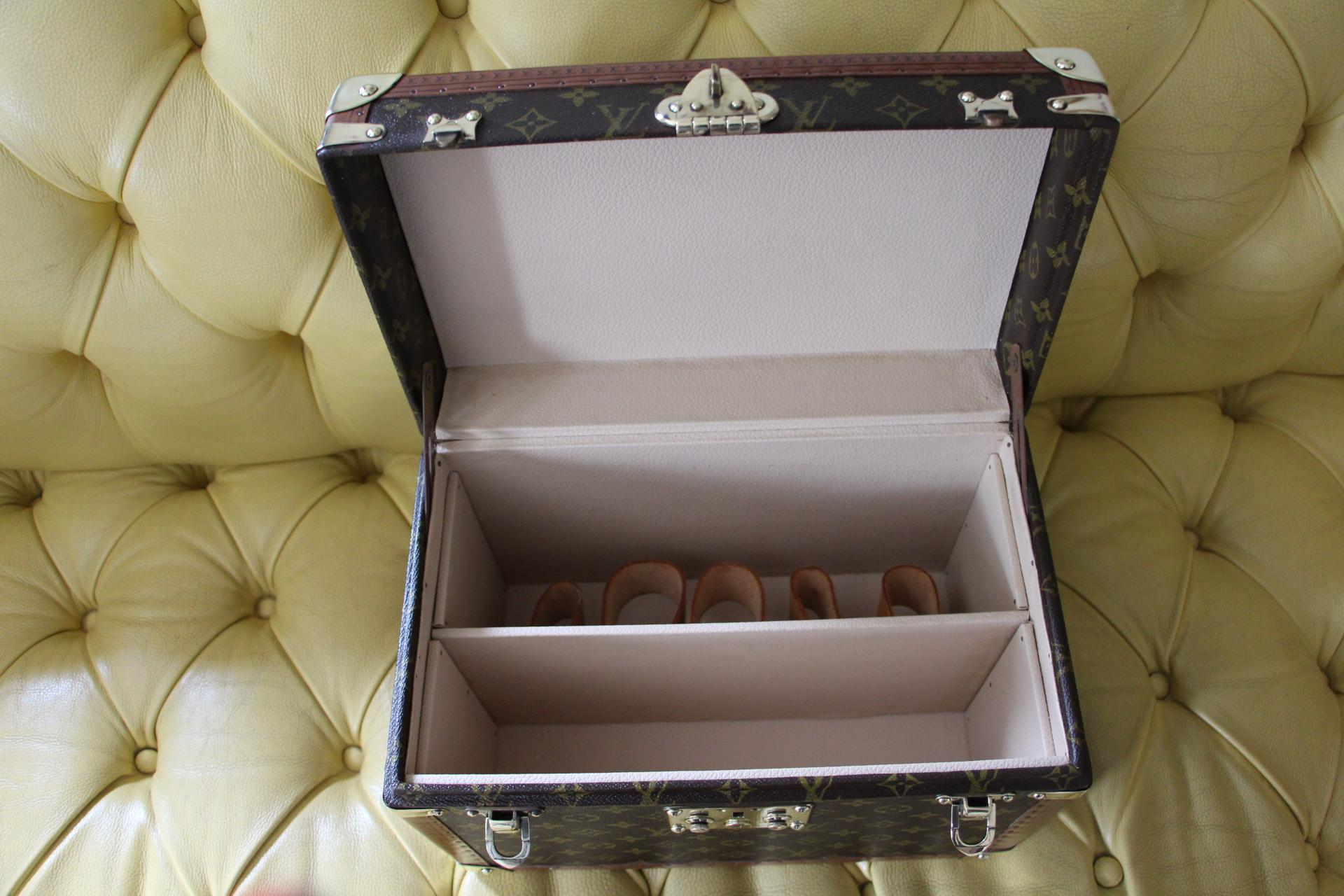 Louis Vuitton Train Case, Louis Vuitton Boite Pharmacie, Louis Vuitton Case  For Sale 8