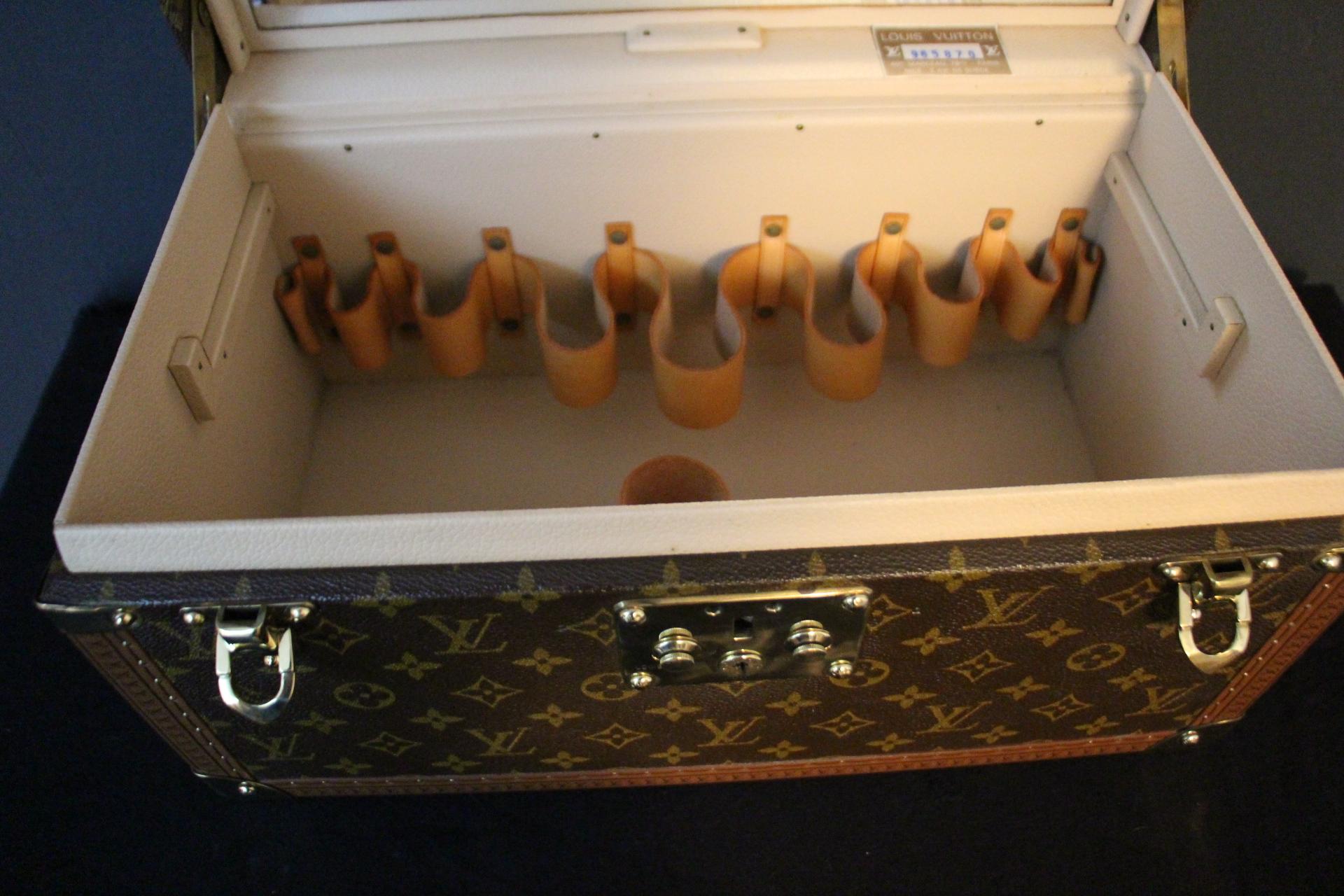 Louis Vuitton Train Case, Louis Vuitton Boite Pharmacie, Louis Vuitton Case  For Sale 11
