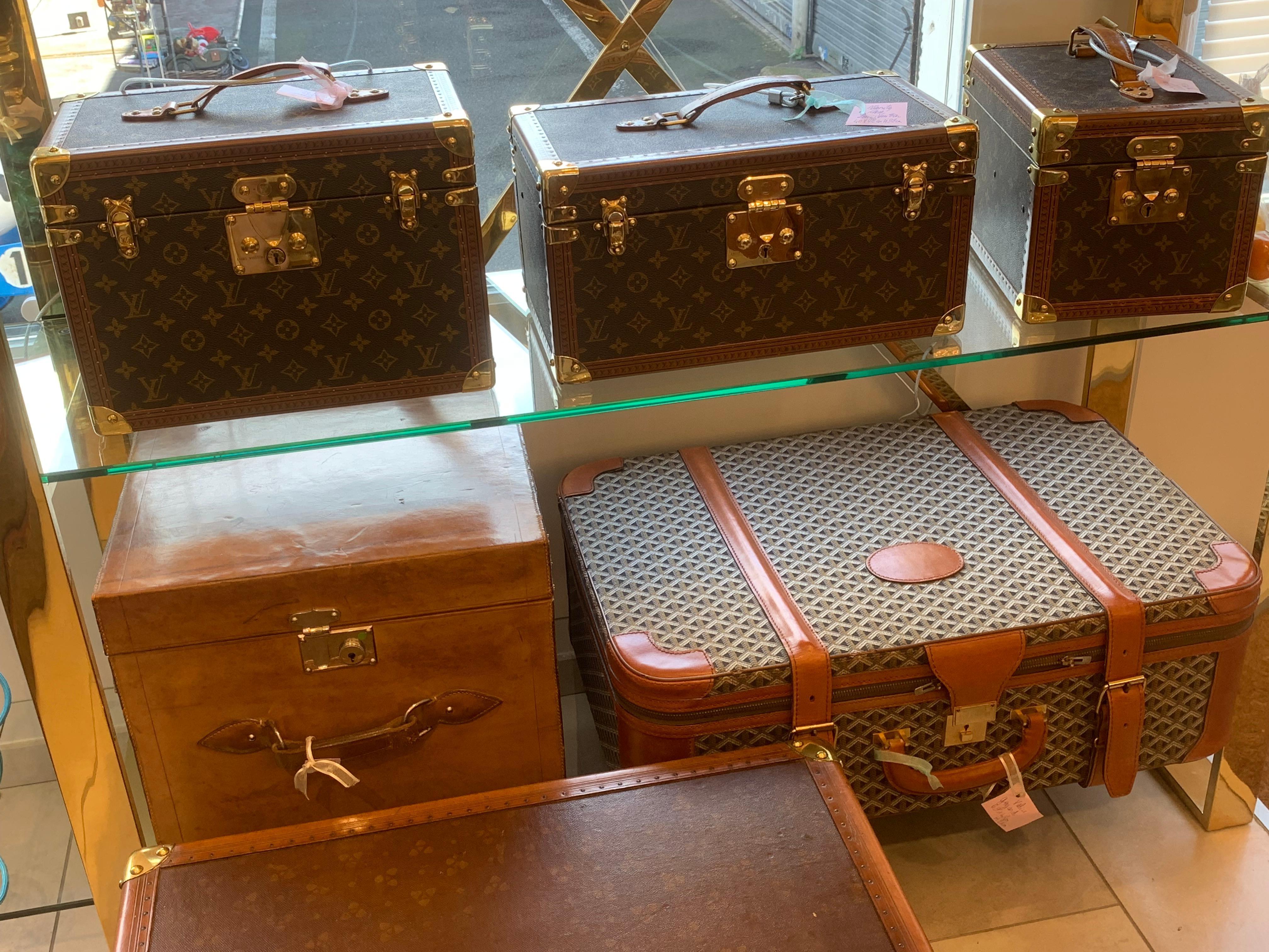 Louis Vuitton Train Case, Louis Vuitton Boite Pharmacie, Louis Vuitton Case  For Sale 15