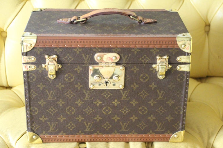 Louis Vuitton Train Case, Louis Vuitton Boite Pharmacie, Louis Vuitton Case  1 at 1stDibs