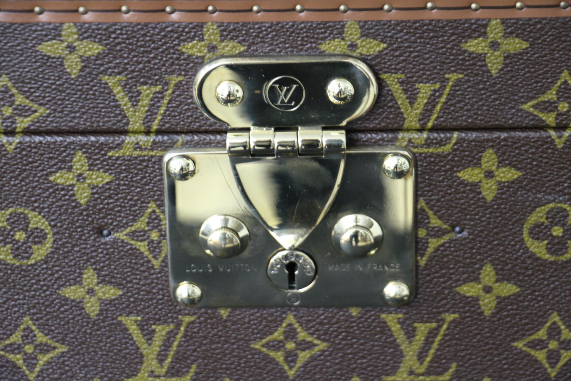 Louis Vuitton Train Case, Louis Vuitton Boite Pharmacie, Louis Vuitton Case  For Sale 1