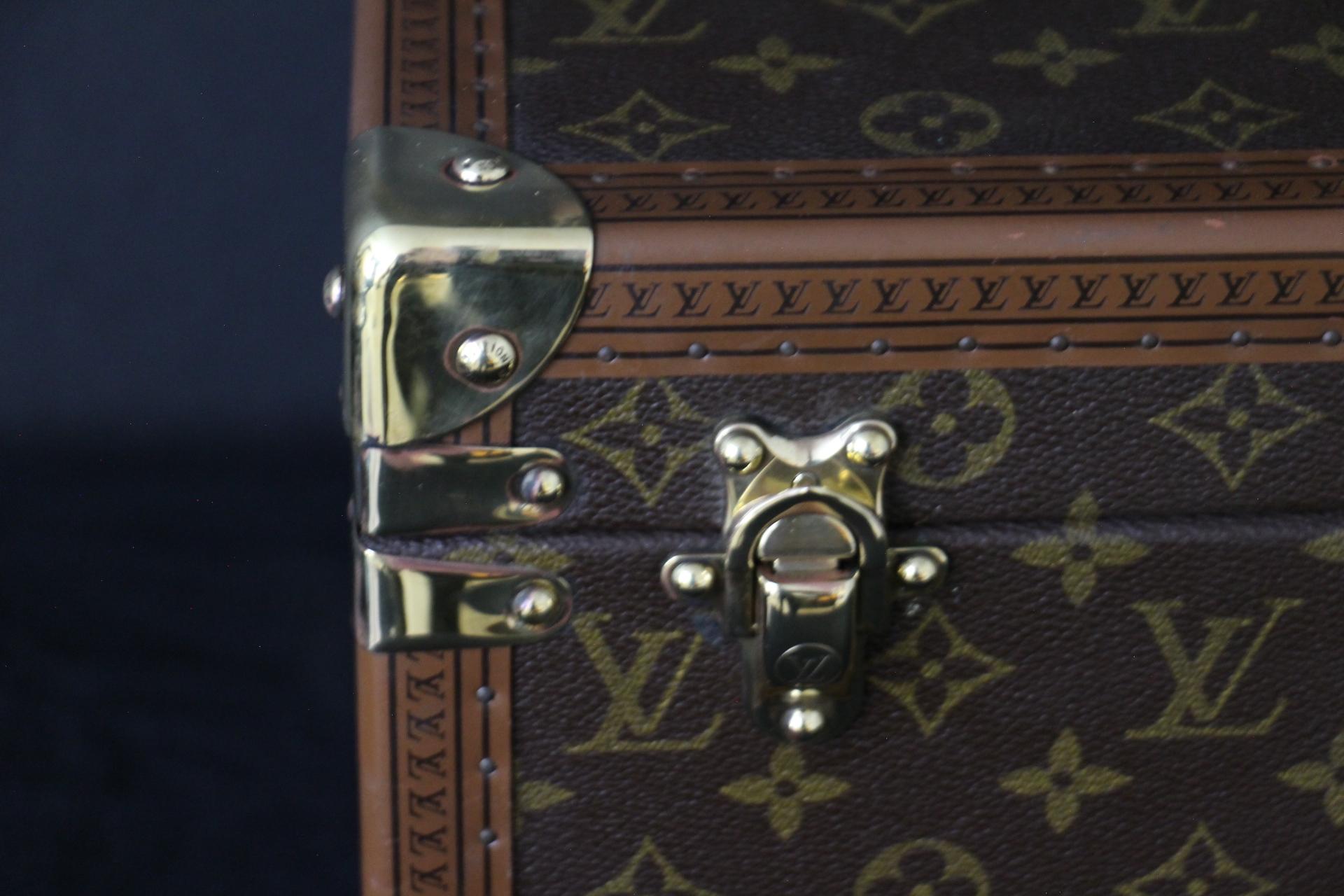Women's or Men's Louis Vuitton Train Case, Louis Vuitton Boite Pharmacie, Louis Vuitton Case For Sale