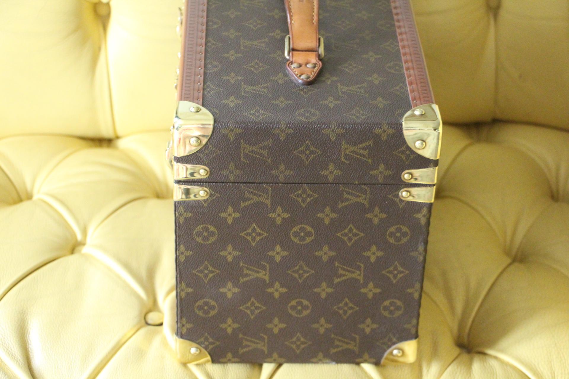 Women's or Men's Louis Vuitton Train Case, Louis Vuitton Boite Pharmacie, Louis Vuitton Case