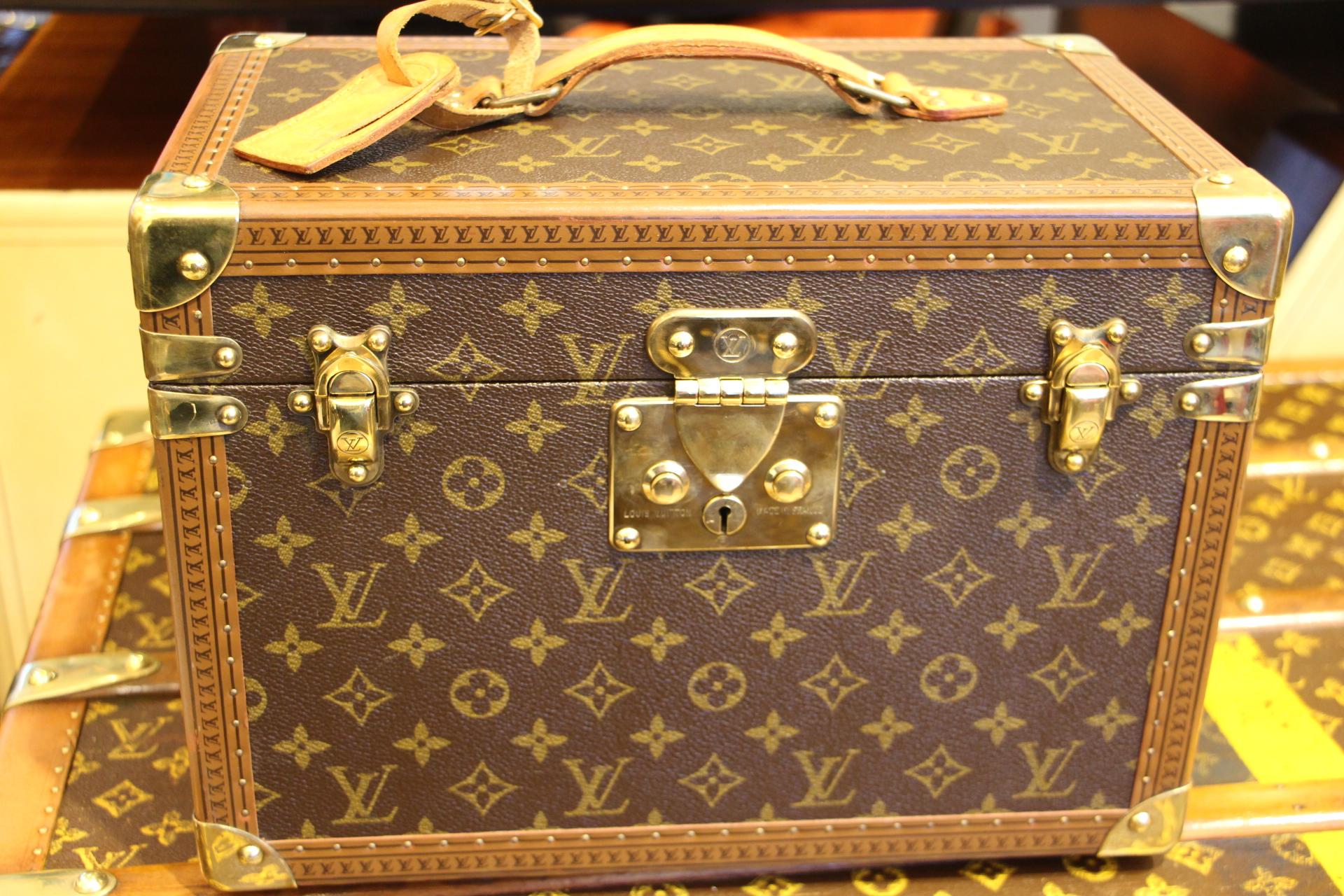 Louis Vuitton Train Case, Louis Vuitton Boite Pharmacie, Louis Vuitton Case 4
