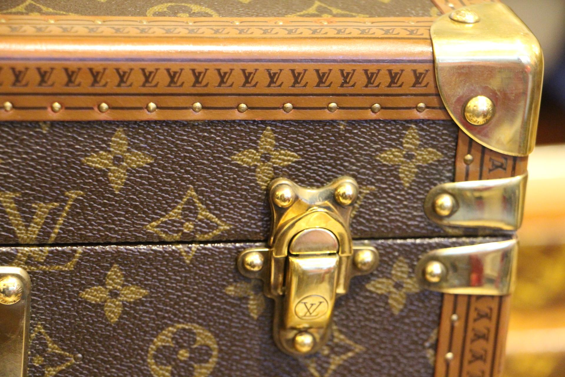 French Louis Vuitton Train Case, Louis Vuitton Boite Pharmacie, Louis Vuitton Case