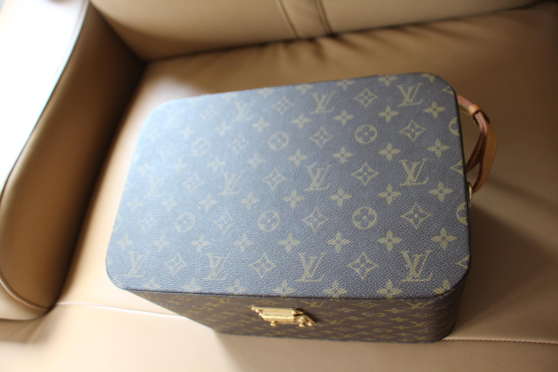Louis Vuitton Train Case, Louis Vuitton Jewelry Case, Louis Vuitton Beauty Case For Sale 5