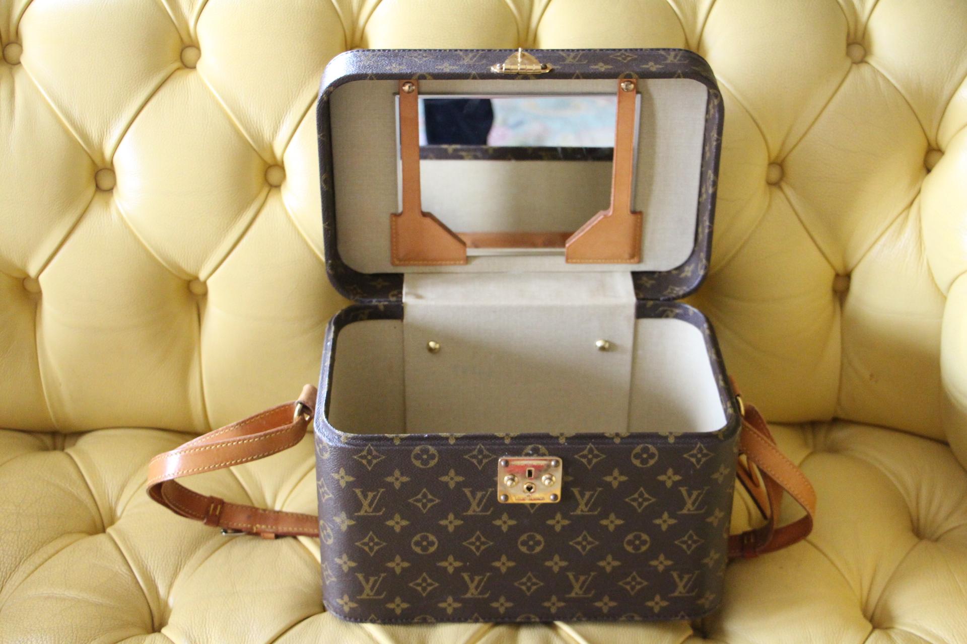 Louis Vuitton Train Case, Louis Vuitton Jewelry Case, Louis Vuitton Beauty Case 4