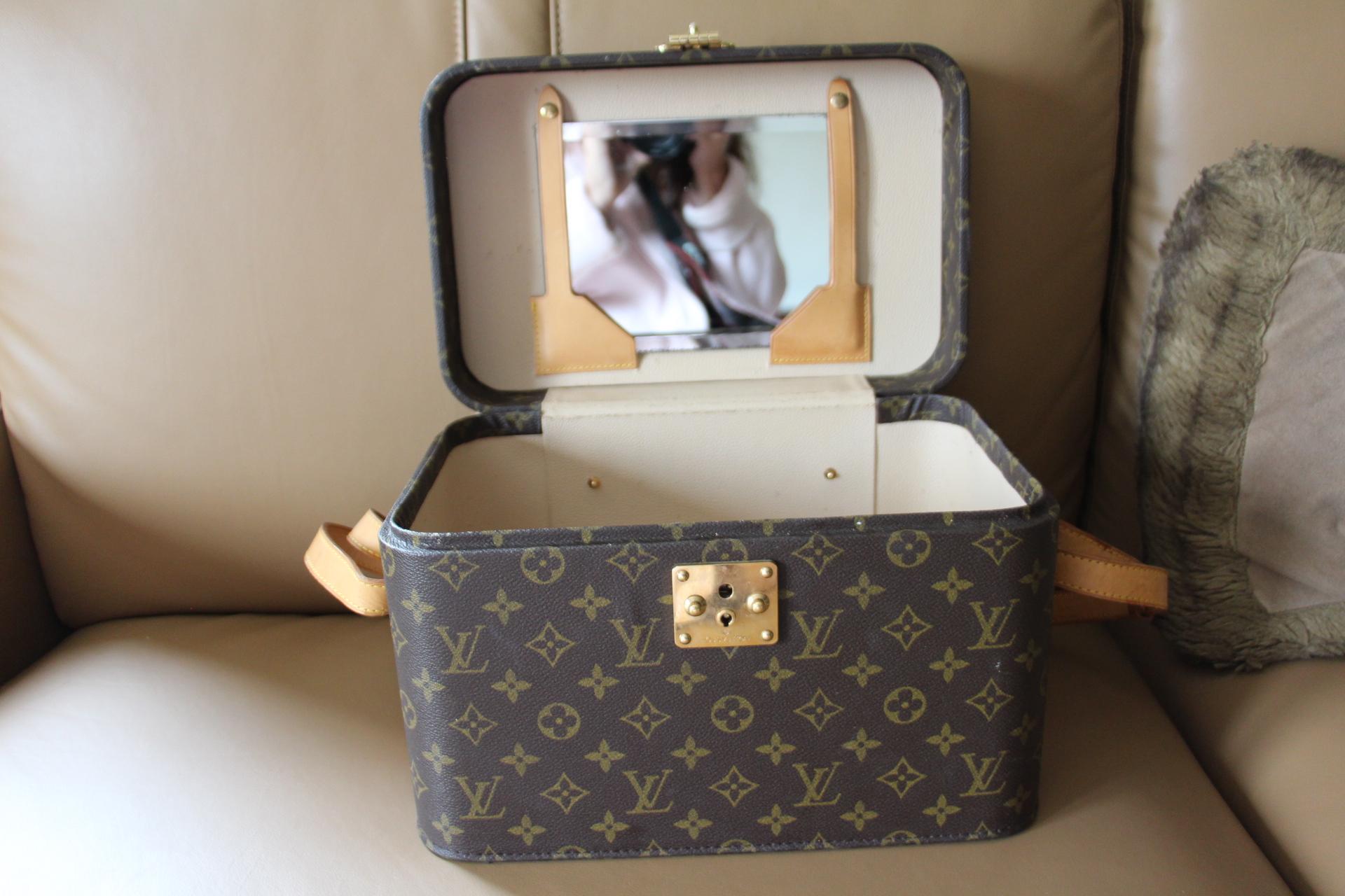 Louis Vuitton Train Case, Louis Vuitton Jewelry Case, Louis Vuitton Beauty Case For Sale 7