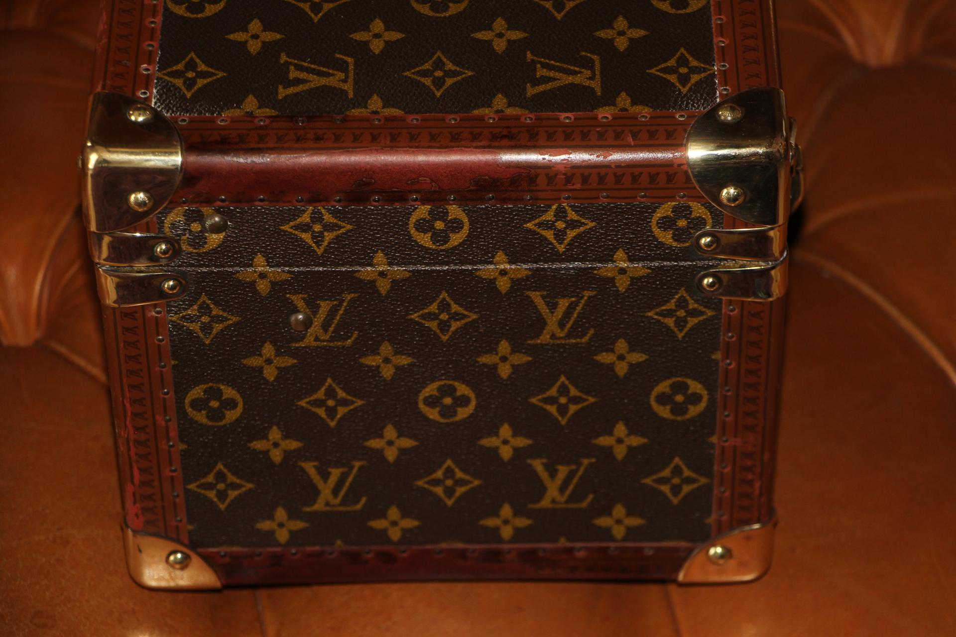 Louis Vuitton Train Case, Louis Vuitton Jewelry Case, Louis Vuitton Beauty Case 1