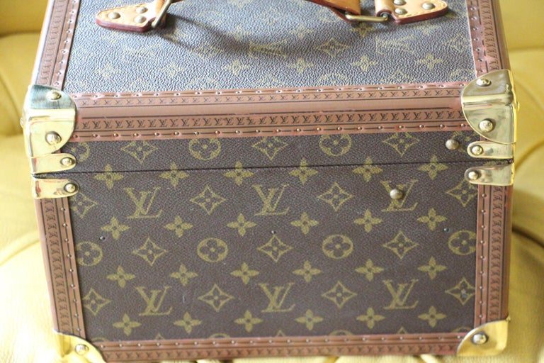 Louis Vuitton Train Case, Louis Vuitton Beauty Case at 1stDibs