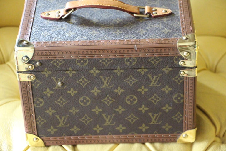 Louis Vuitton Train Case, Louis Vuitton Beauty Case at 1stDibs