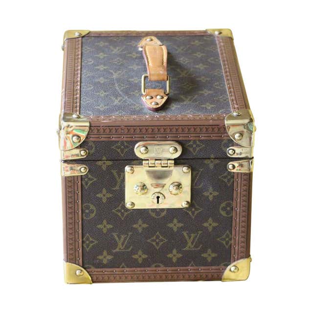 Antique and Vintage Trunks and Luggage - 1,392 For Sale at 1stdibs - Page 3