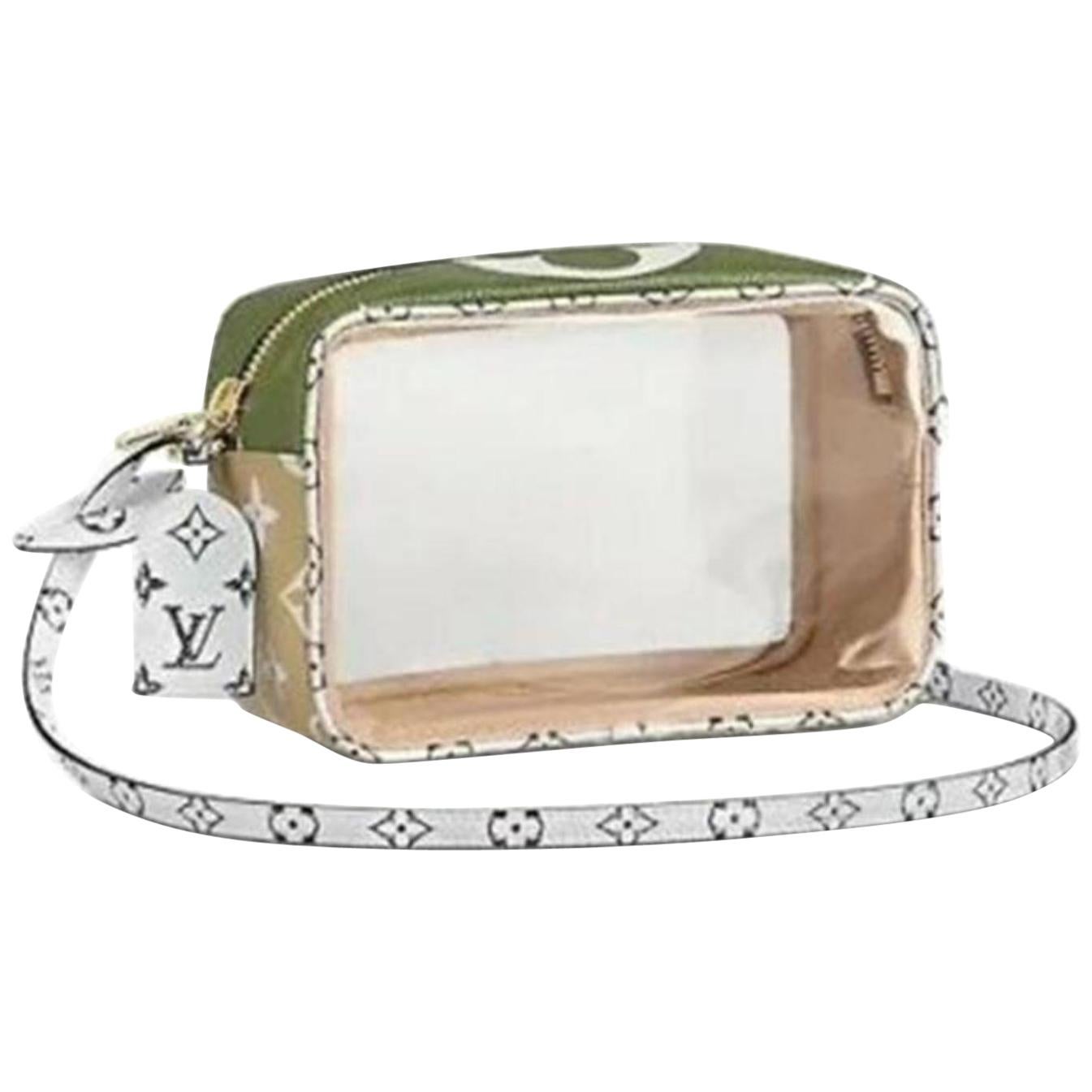 Louis Vuitton Translucent Ss19 Giants Pouch Clear Camera 870431 Red  Shoulder Bag at 1stDibs