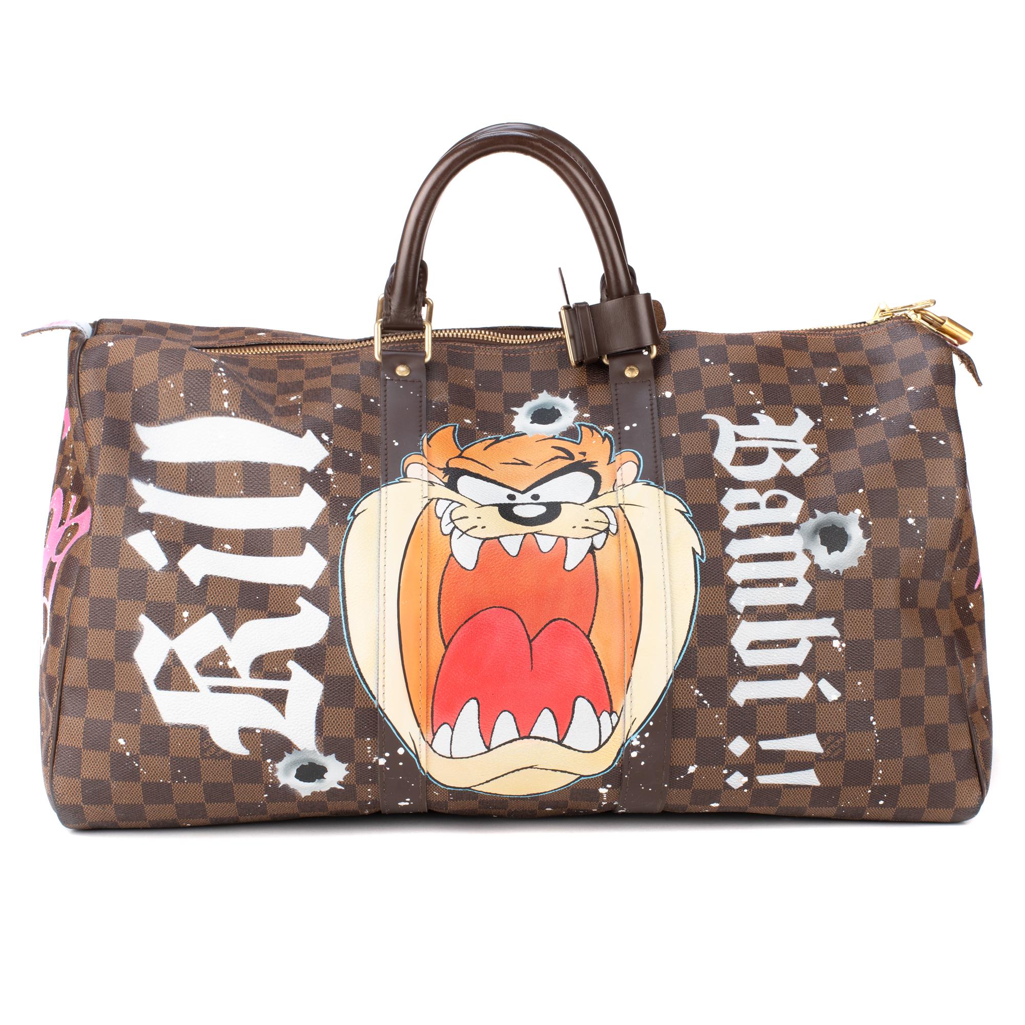 Amazing travel bag Louis Vuitton Keepall 50 cm in ebony checkered canvas personalized by the trendy artist of Street Art Patbo on the theme 