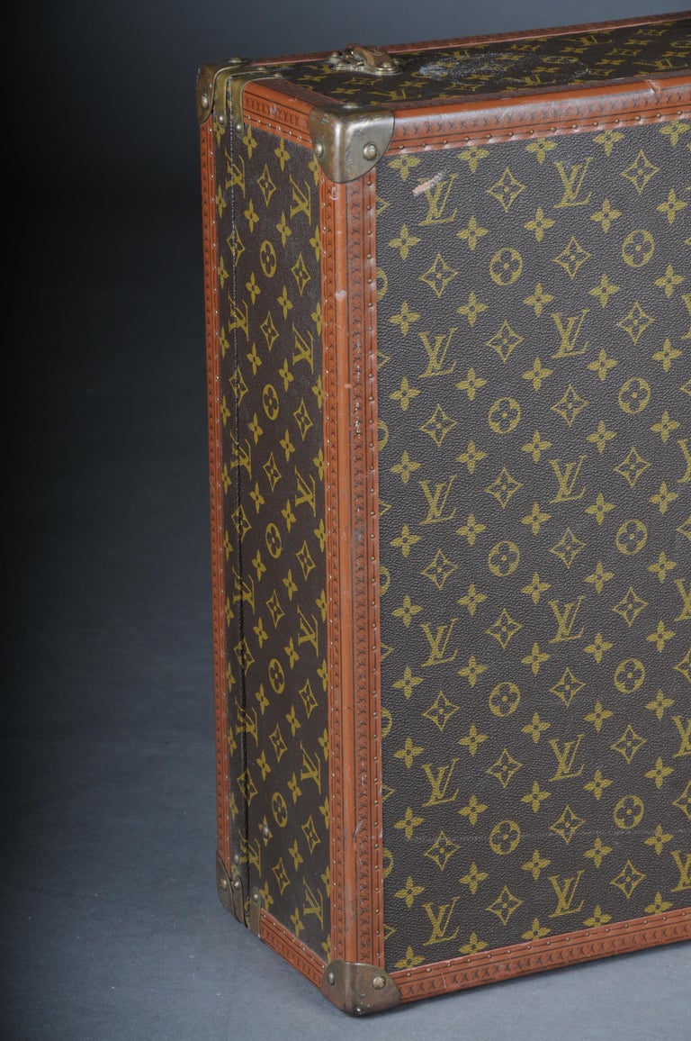 LOUIS VUITTON BISTEN 50 ATTACHE HARD CASE TRUNK MONOGRAM – Every Watch Has  a Story