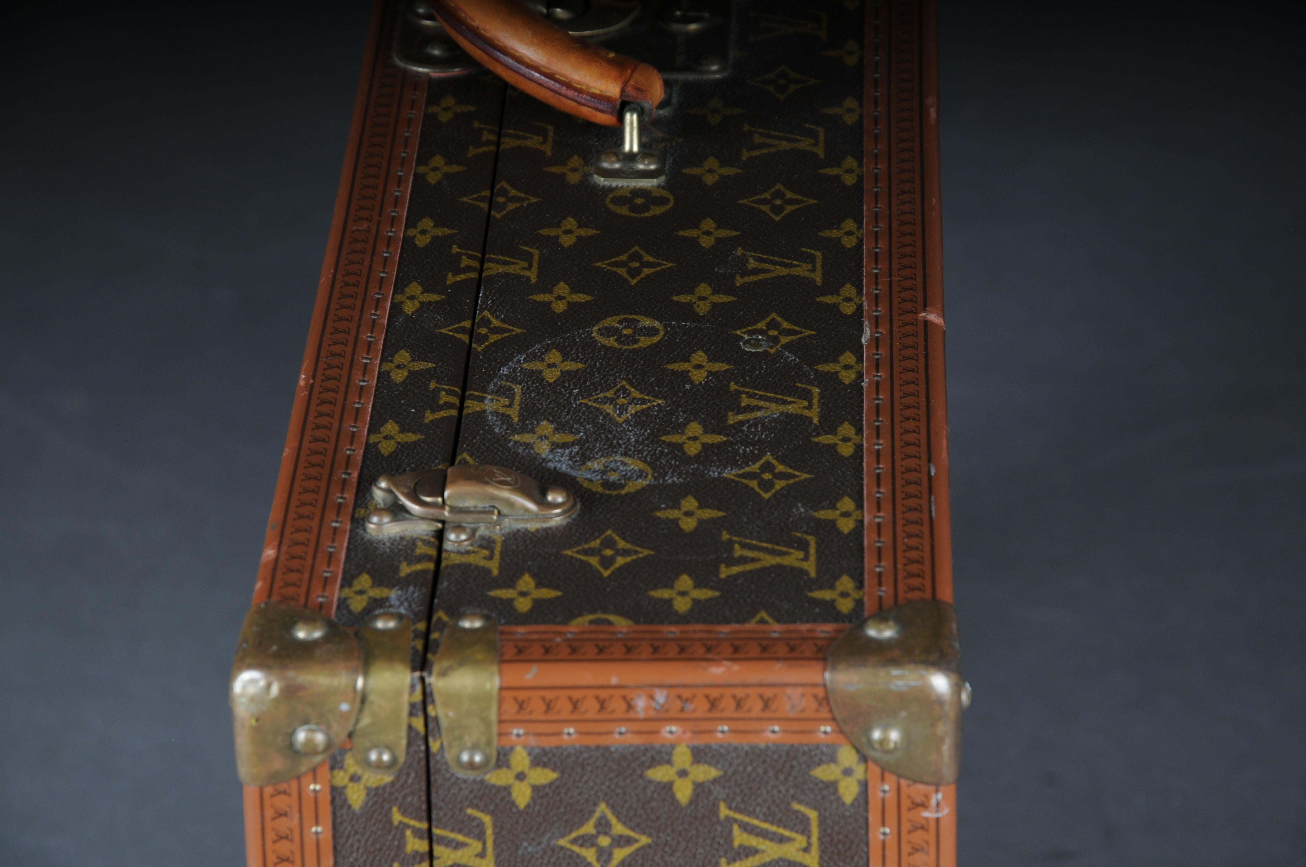 Brass Louis Vuitton bisten trunk Travel Case/Overseas Suitcase, LV Monogram Hard Case' For Sale