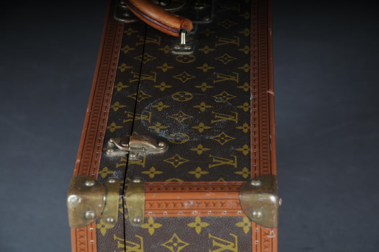 Louis Vuitton Bisten Suitcase 364188