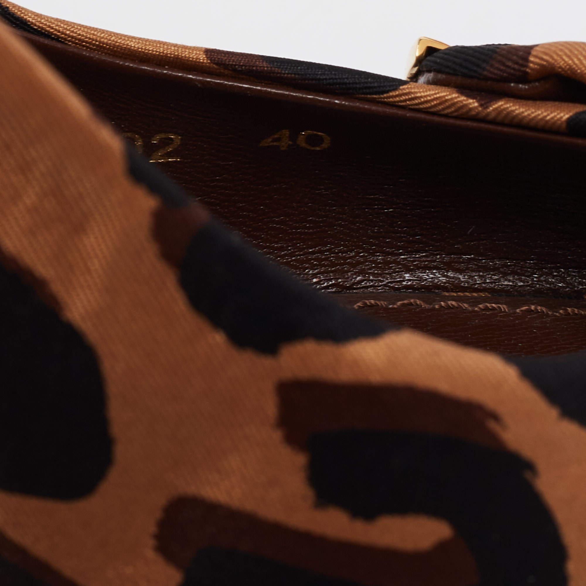 Louis Vuitton Tri-Color Canvas Bow Platform Wedge Slingback Sandals Size 40 For Sale 1