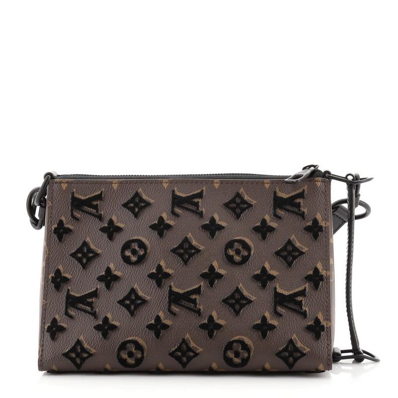 louis vuitton triangle bag