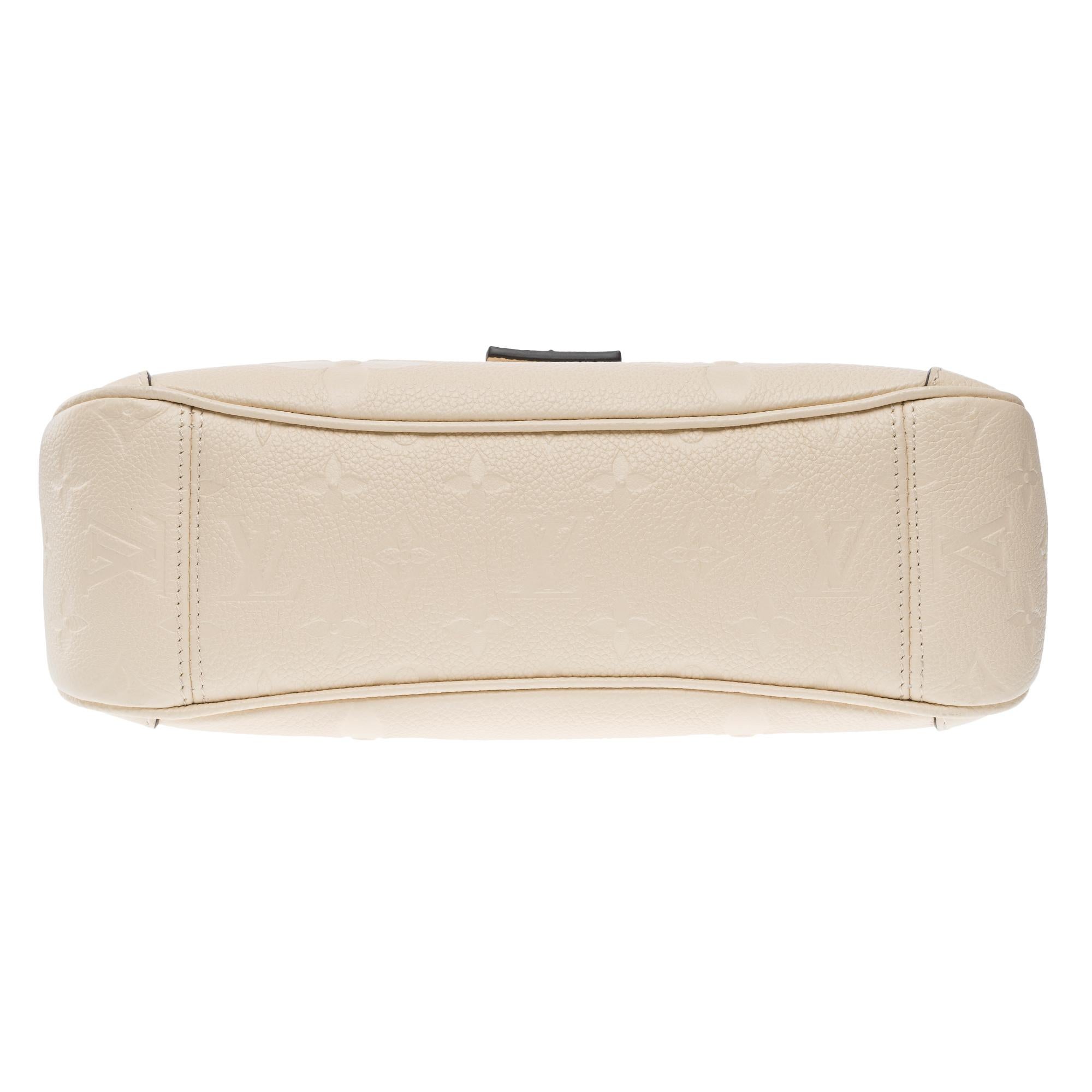 Louis Vuitton Trianon PM handbag strap in Cream White monogram calf leather, GHW For Sale 6