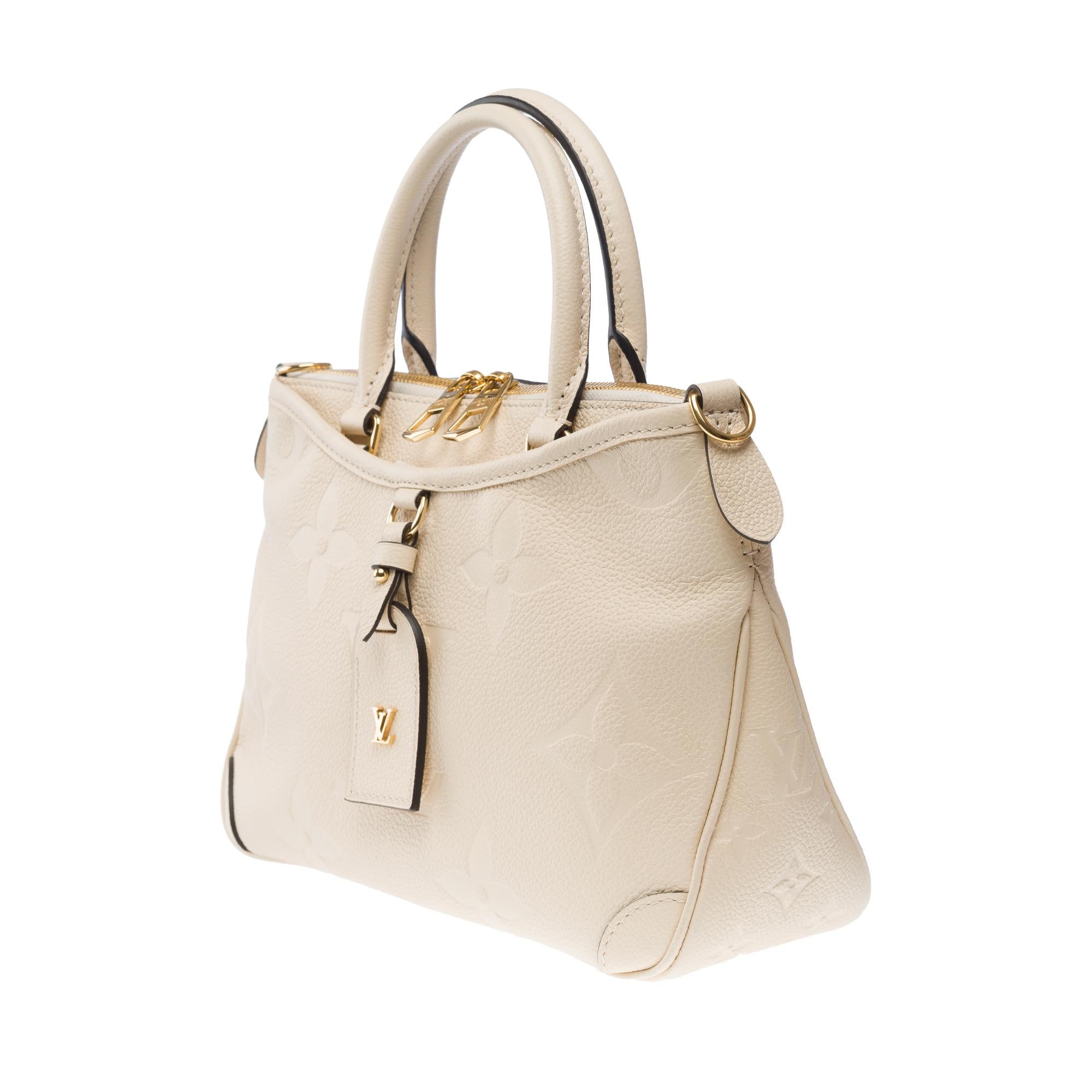 Louis Vuitton Trianon PM handbag strap in Cream White monogram calf leather, GHW For Sale 1