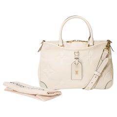 Louis Vuitton Trianon PM handbag strap in Cream White monogram calf leather, GHW