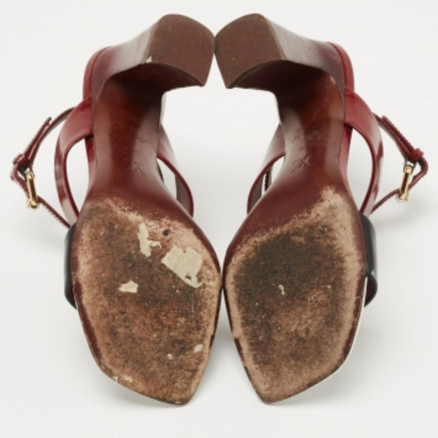 Louis Vuitton - Sandales à lanières en cuir tricolores, taille 36,5 Bon état - En vente à Dubai, Al Qouz 2