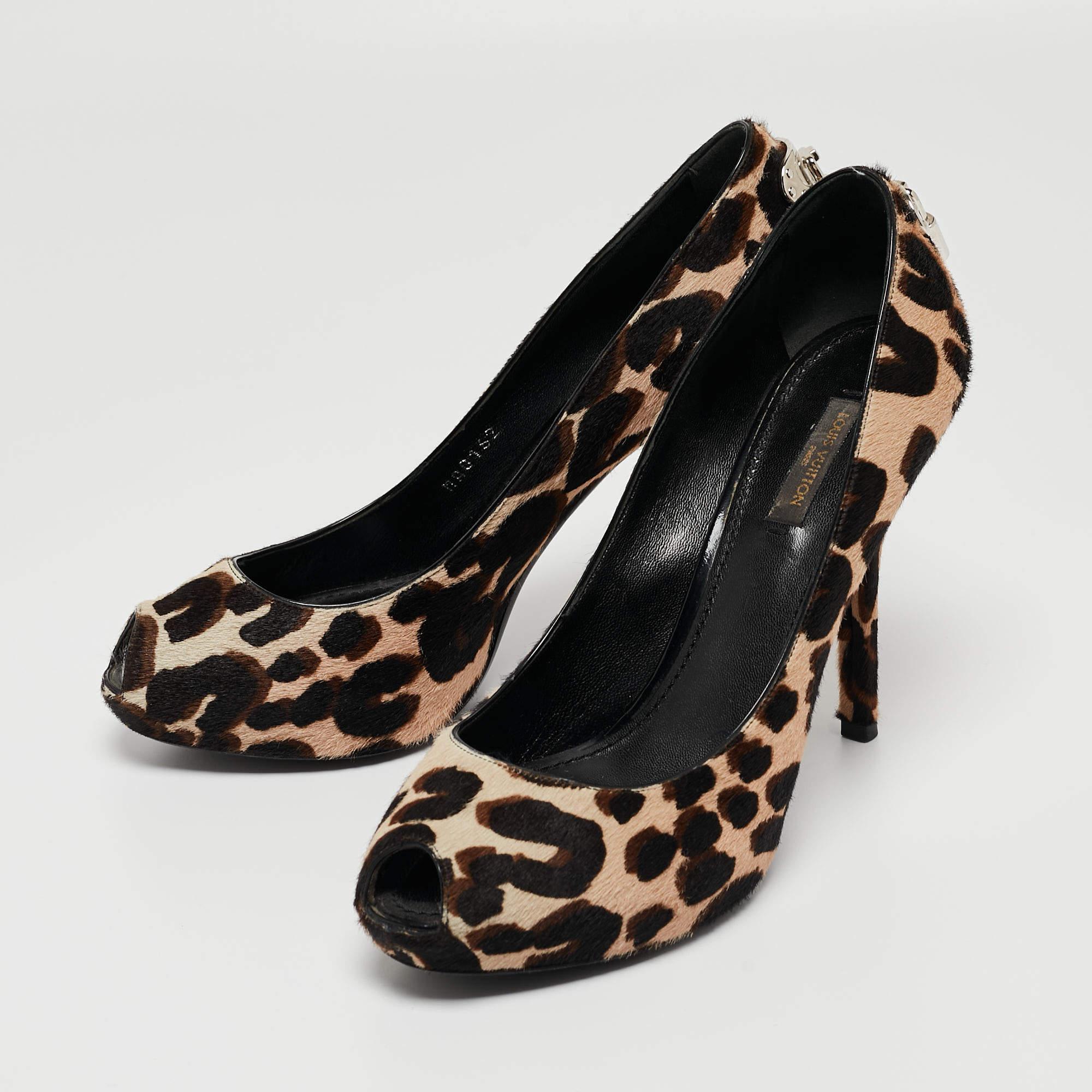 Women's Louis Vuitton Tricolor Leopard Print Calf Hair Oh Really! Peep Toe Pumps Size 38 For Sale