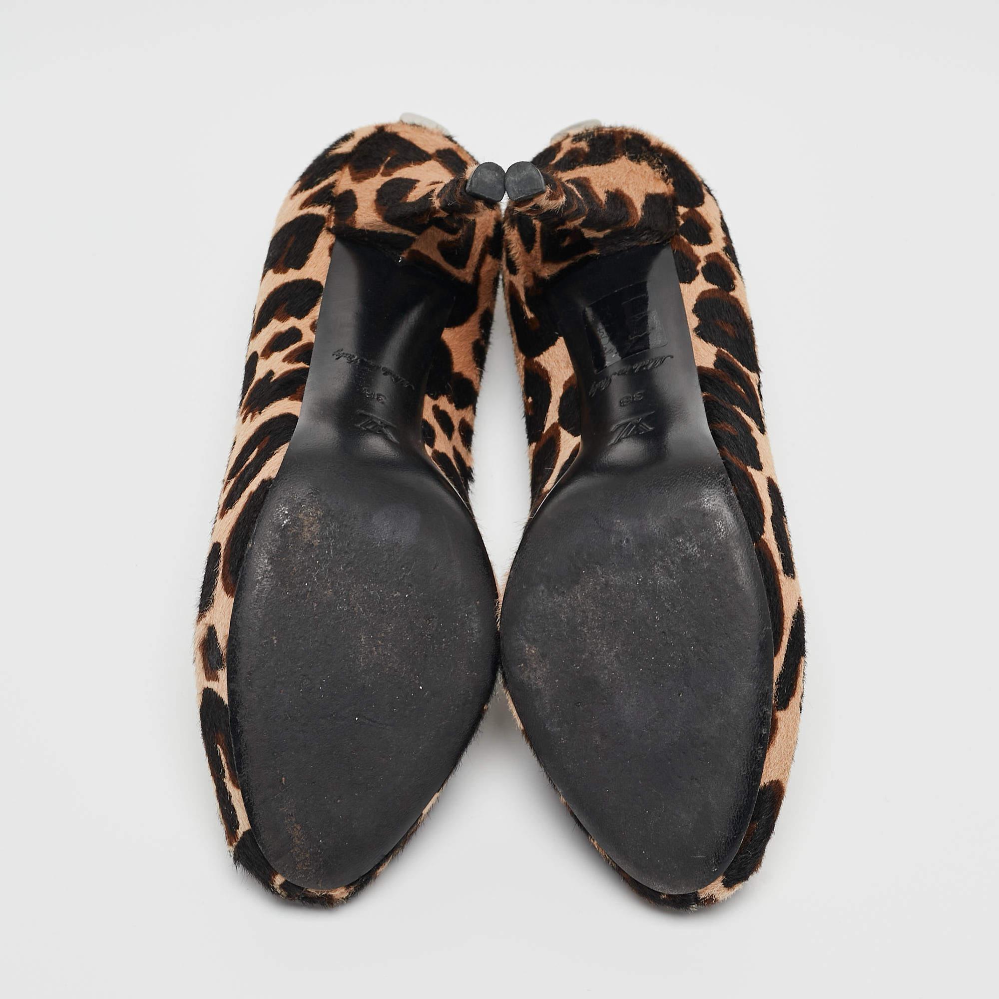 Louis Vuitton Tricolor Leopard Print Calf Hair Oh Really! Peep Toe Pumps Size 38 For Sale 2