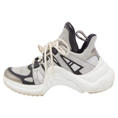 Louis Vuitton Run Away Sneaker - 19 For Sale on 1stDibs