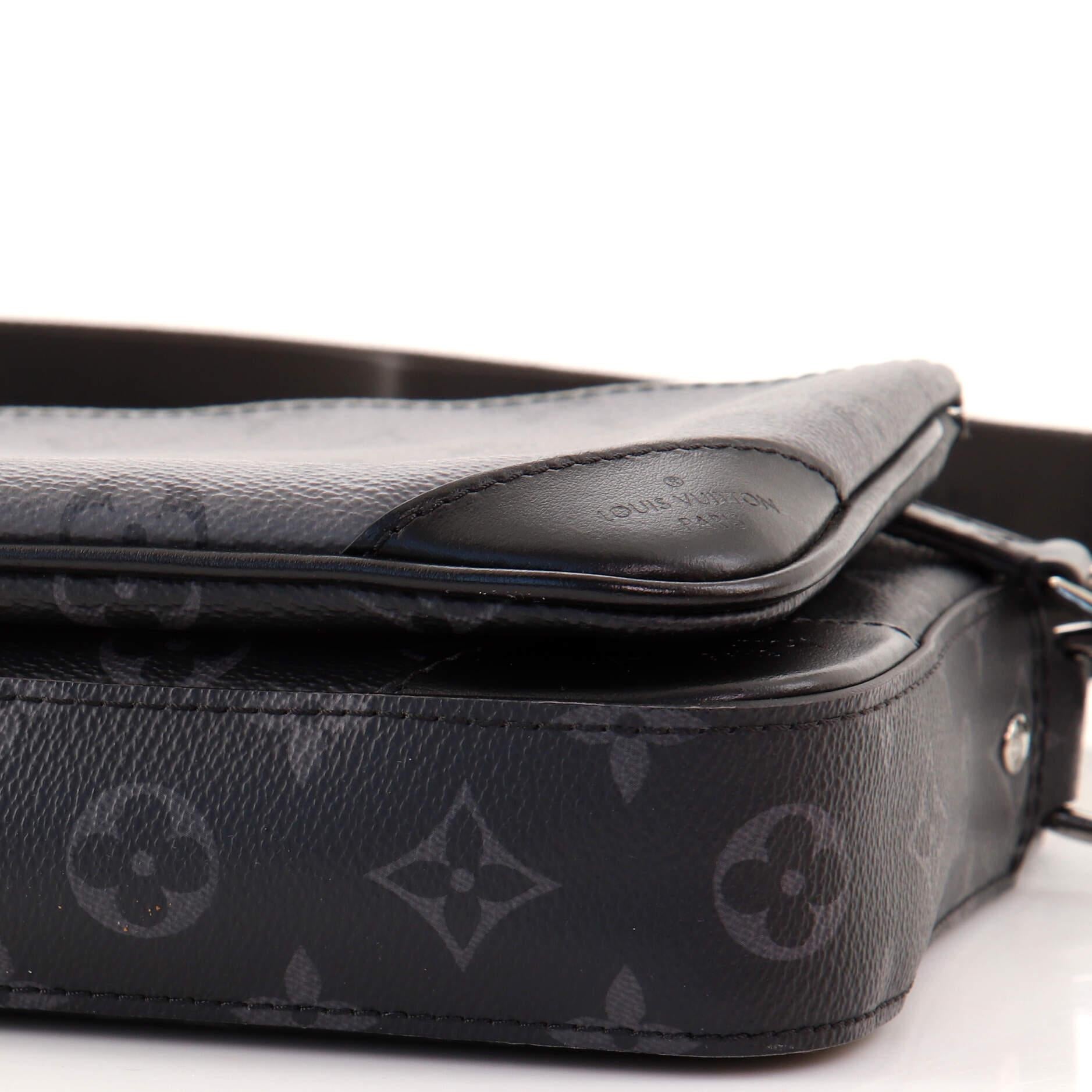 Louis Vuitton Trio Messenger Bag Umhängetasche mit Eclipse Monogramm aus Segeltuch im Zustand „Gut“ in NY, NY