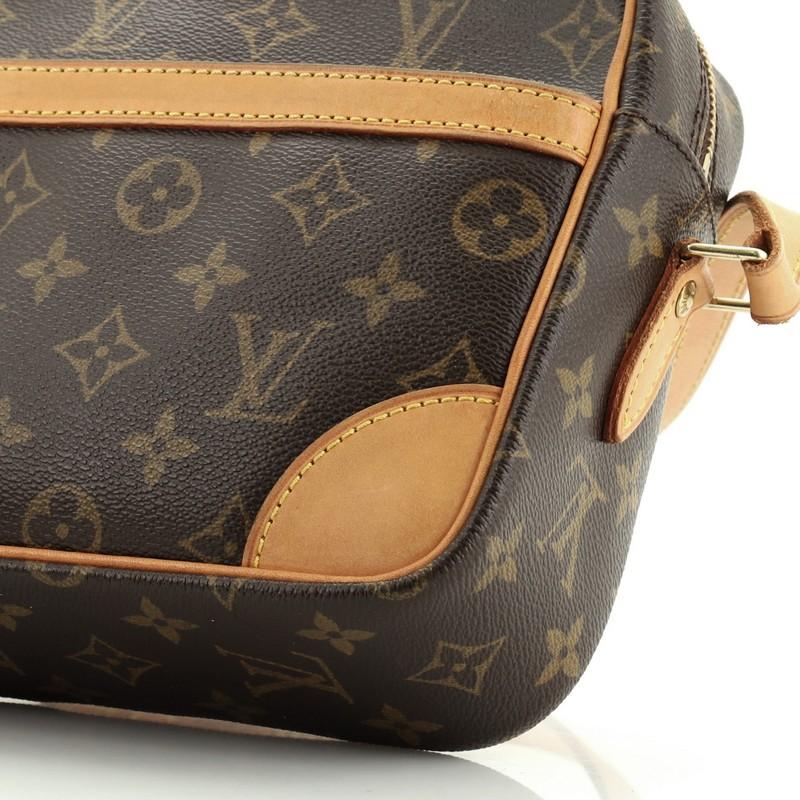 Louis Vuitton Trocadero Handbag Monogram Canvas 27 In Good Condition In NY, NY