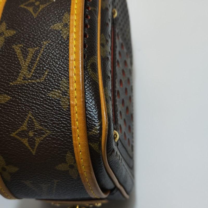 Louis Vuitton Trocadero Monogram Perforation Camera Bag Brown MM95175 For Sale 8