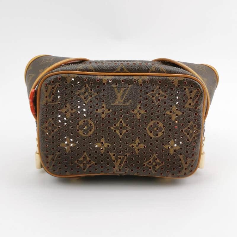 Louis Vuitton Trocadero Monogram Perforation Camera Bag Brown MM95175 In Good Condition For Sale In AUBERVILLIERS, FR
