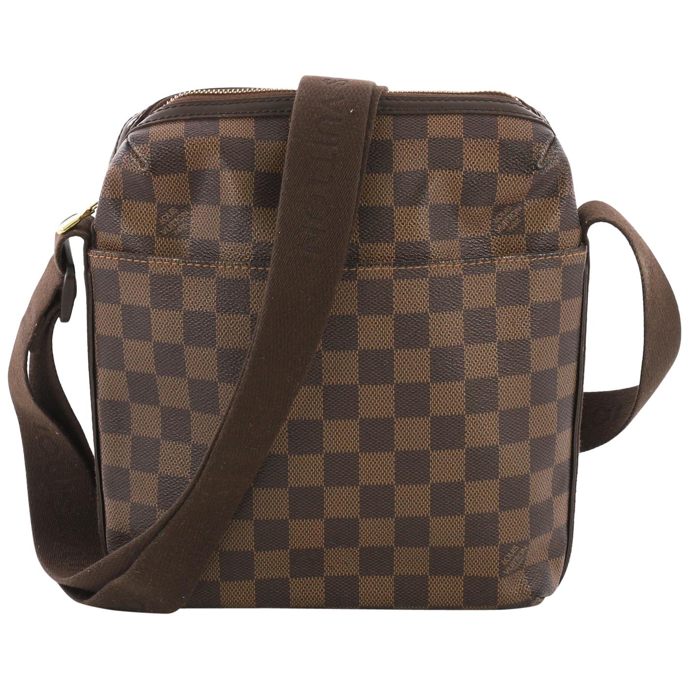Louis Vuitton Trotteur Beaubourg Handbag Damier